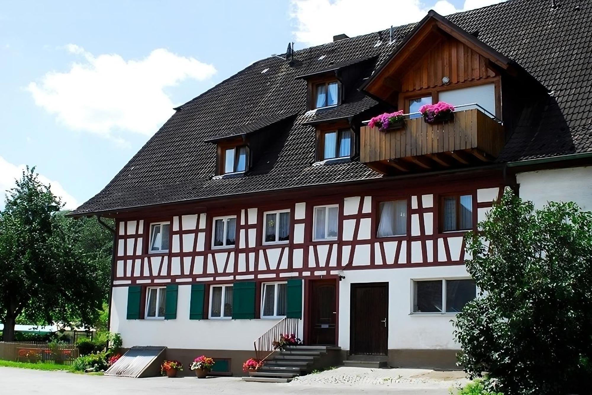 Mayer Burghoefe Owingen Exterior photo